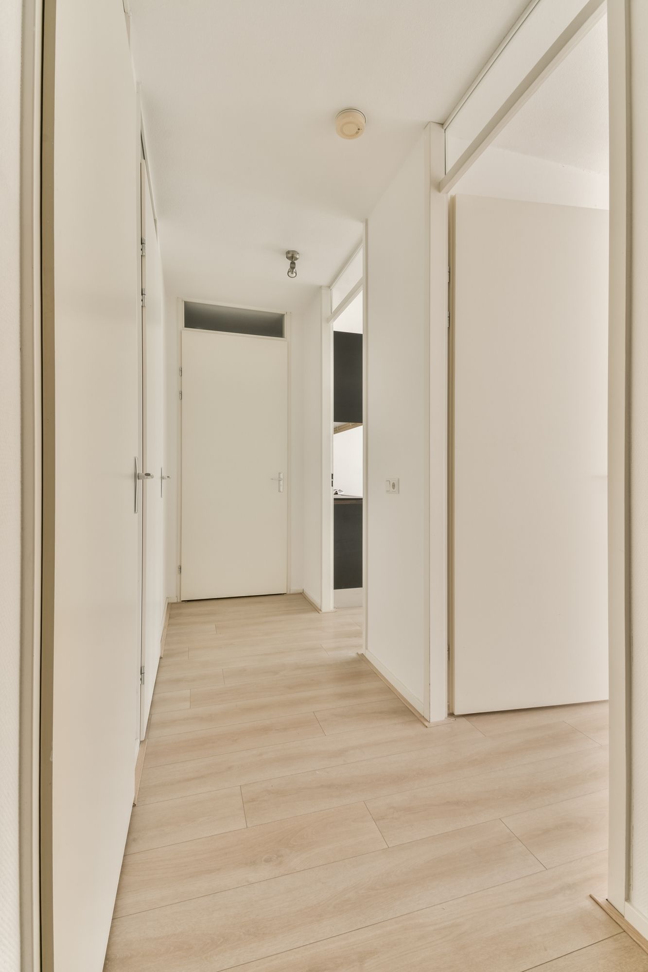 Photo 27 of Anna Blamansingel 19