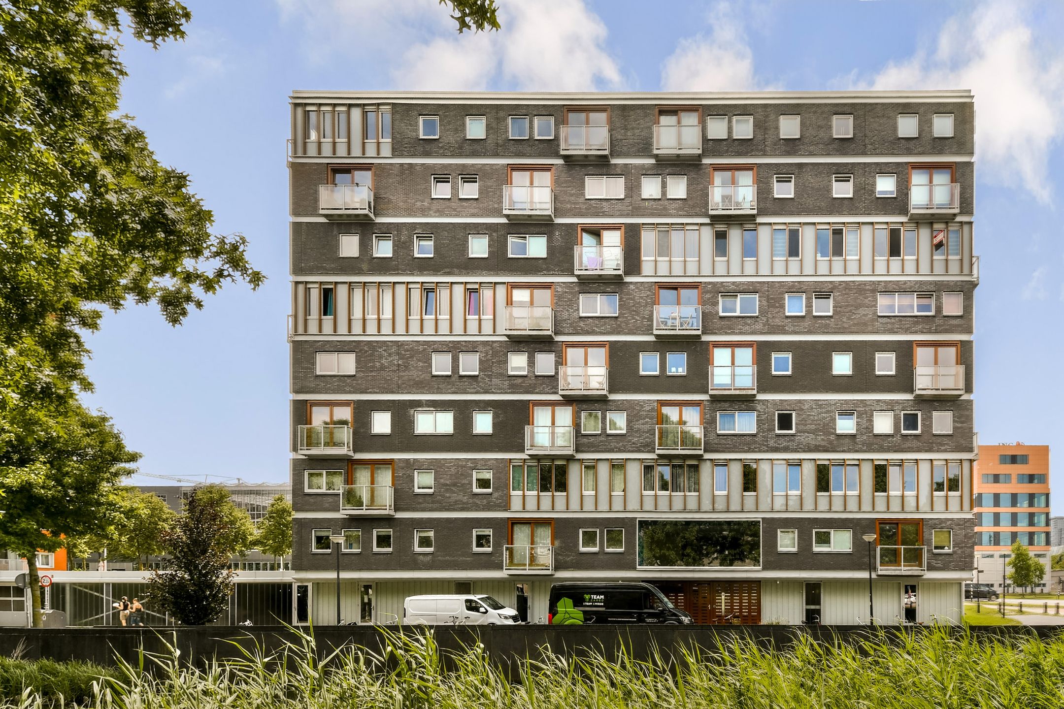 Photo 39 of Anna Blamansingel 19
