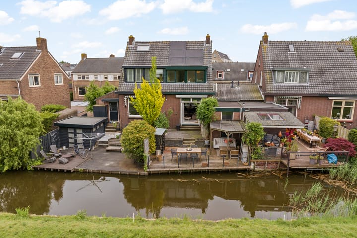 Tussenwoning te koop: Torenstraat 8, Nieuwerkerk Aan Den Ijssel