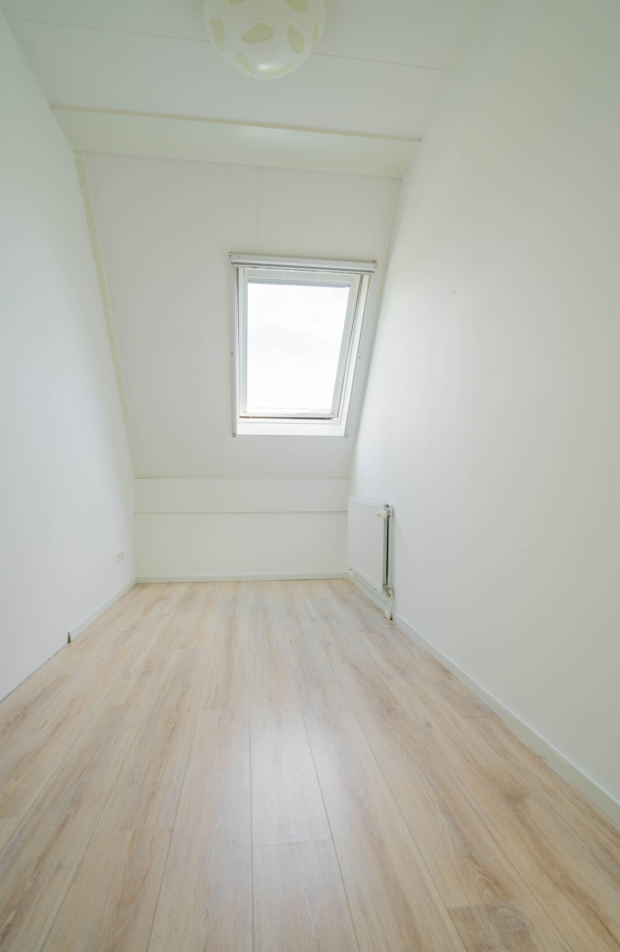 Photo 24 of Cederstraat 18