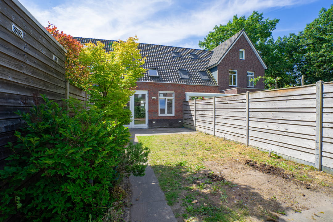 Photo 32 of Cederstraat 18