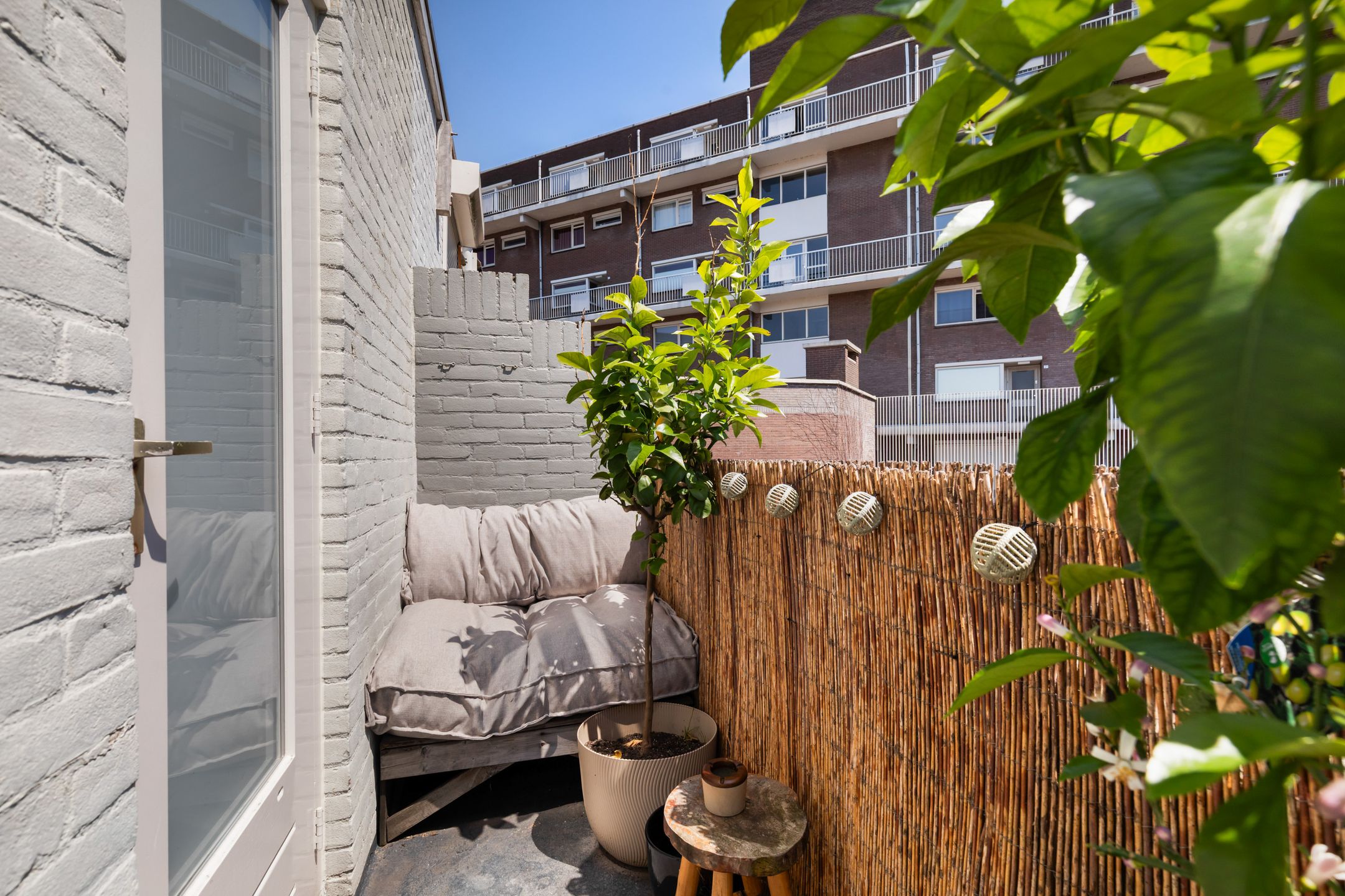 Photo 18 of Raamstraat 46