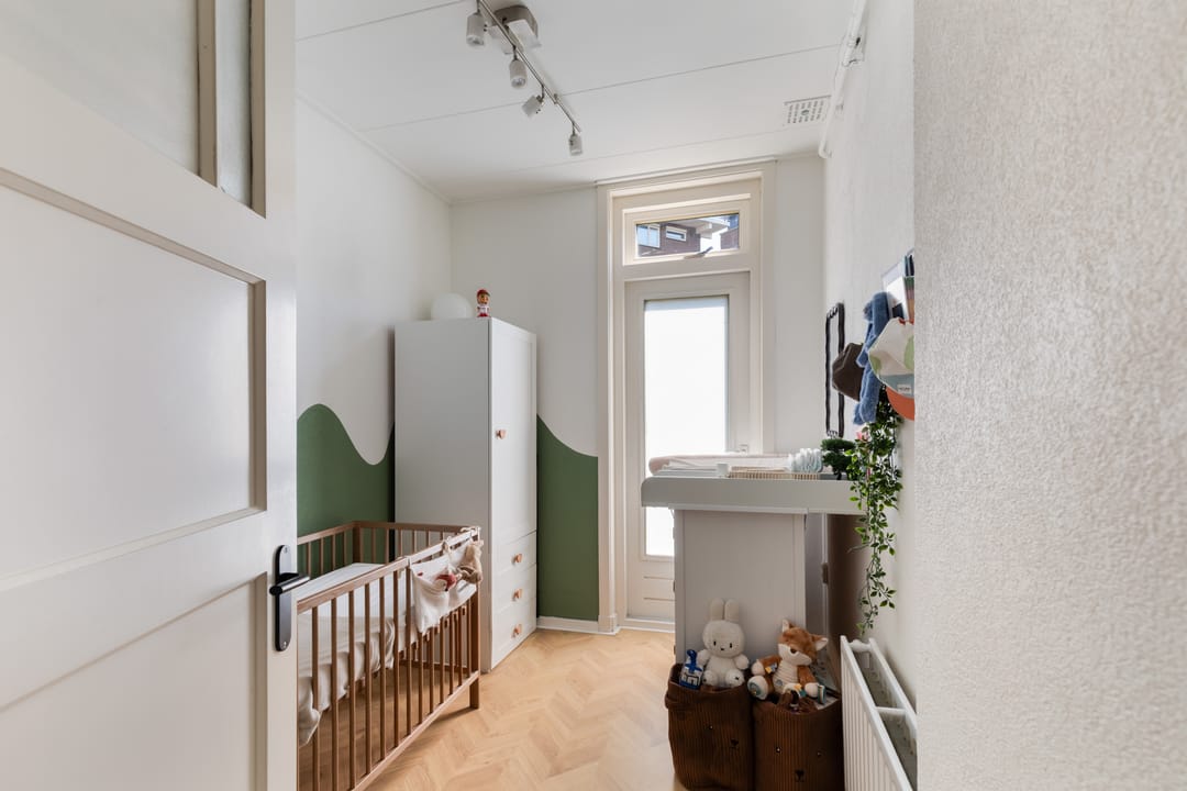Photo 26 of Raamstraat 46
