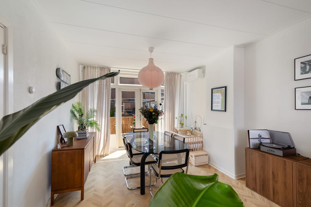Photo 8 of Raamstraat 46
