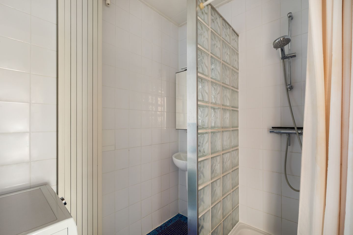 Photo 29 of Raamstraat 46