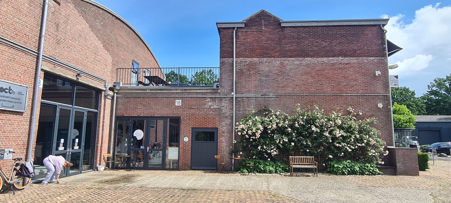 Bekijk foto 3 van Lovensekanaaldijk 45-04