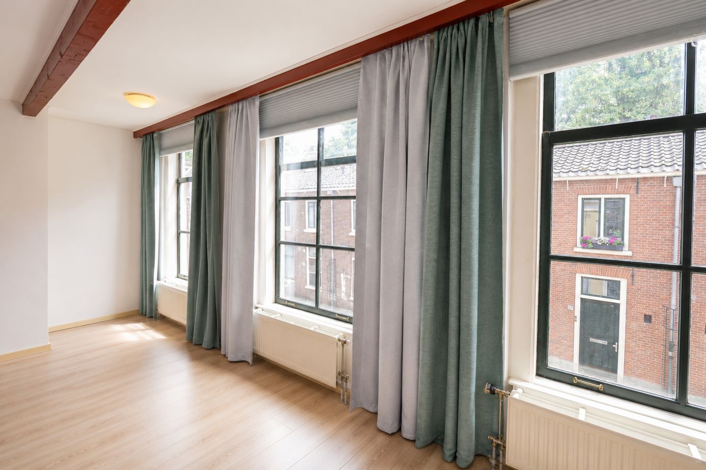 Photo 5 of Schutterstraat 17