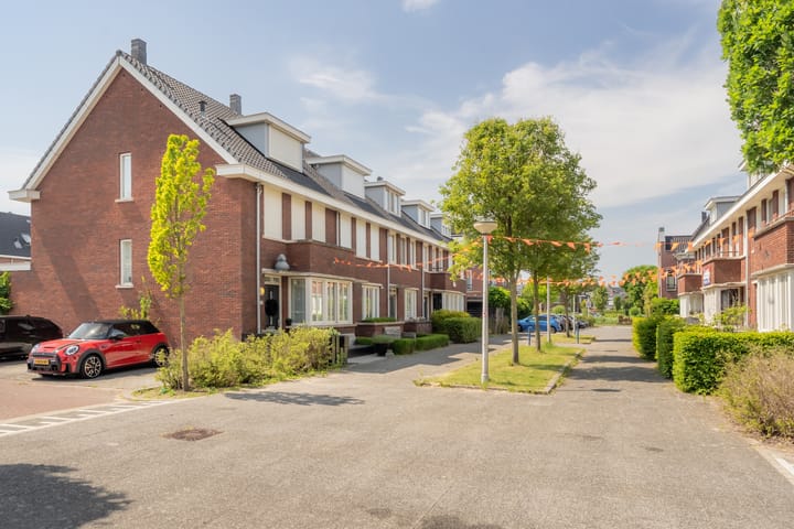 Tussenwoning te koop: Fonteinkruidhof 36, Kudelstaart