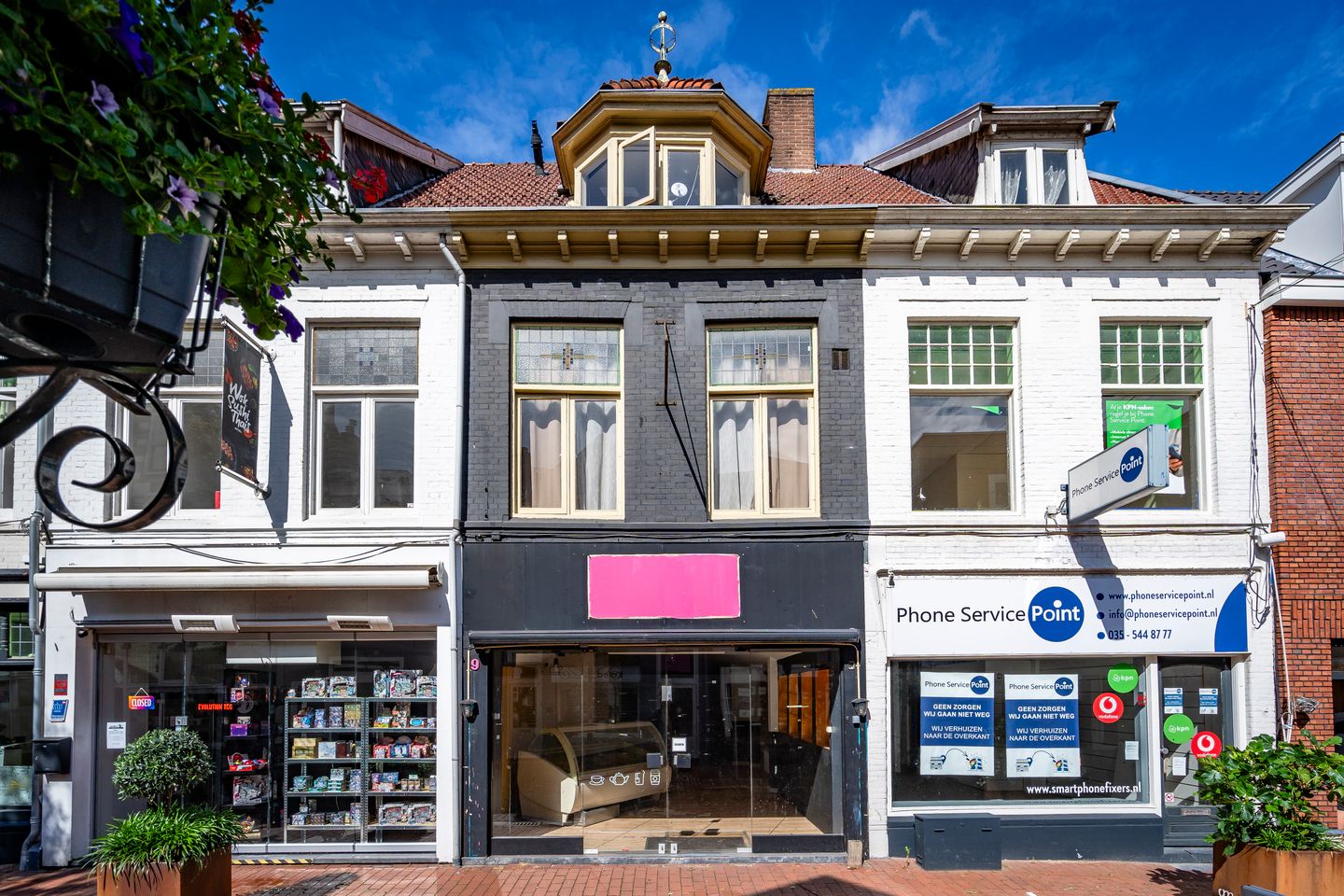 Bekijk foto 1 van Nassaustraat 9