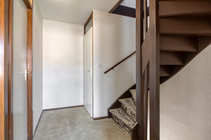 Tussenwoning te koop: De Touwbaan 9, Hendrik-Ido-Ambacht