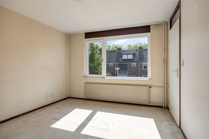 Tussenwoning te koop: De Touwbaan 9, Hendrik-Ido-Ambacht