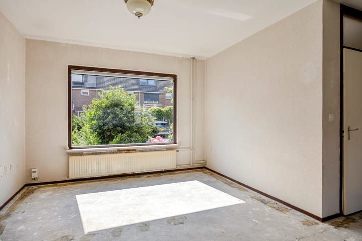 Tussenwoning te koop: De Touwbaan 9, Hendrik-Ido-Ambacht