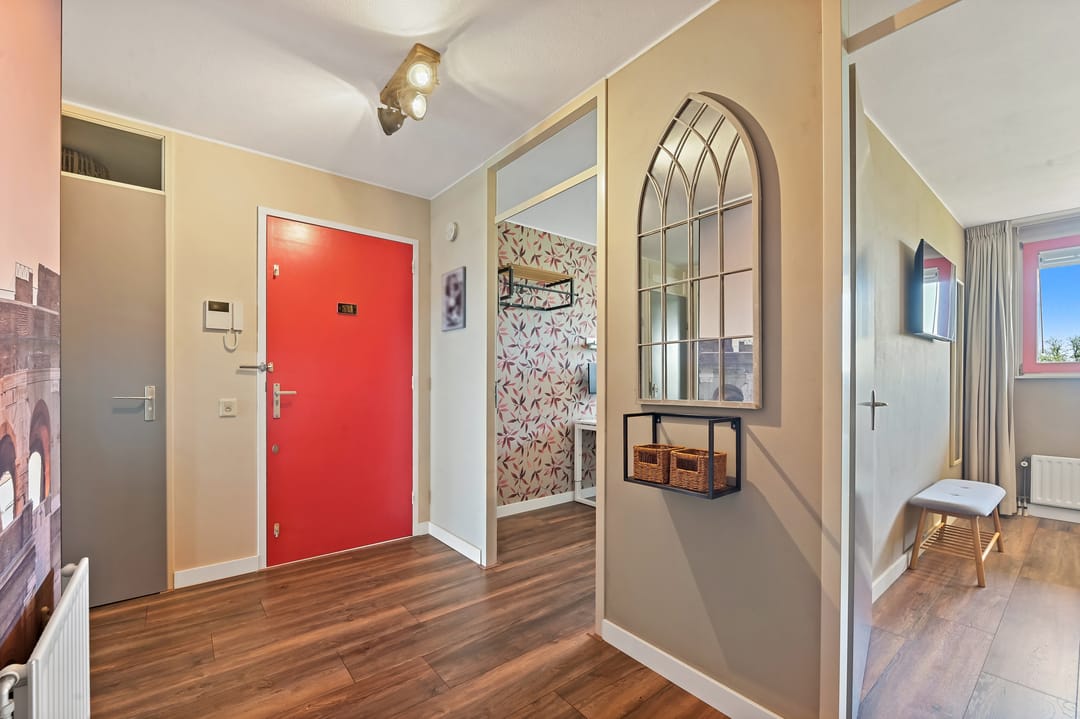 Photo 7 of Donker Curtiusstraat 206