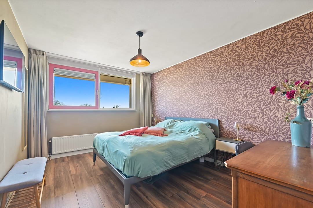 Photo 11 of Donker Curtiusstraat 206