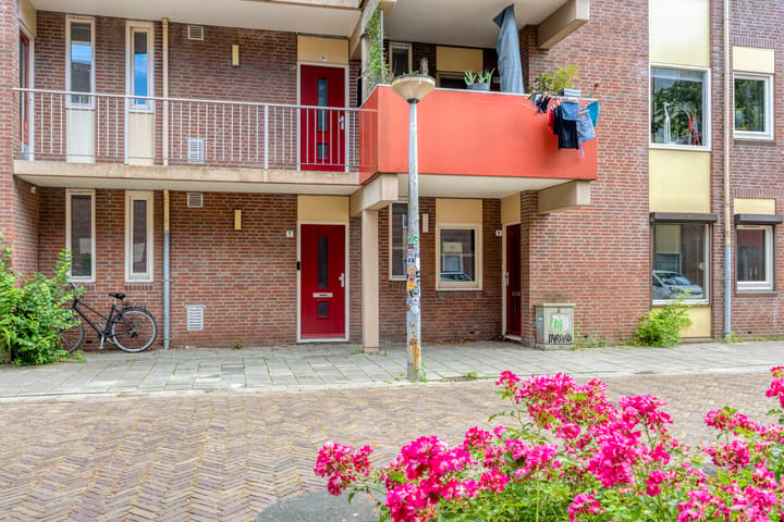 Foto 2 van Bedumerstraat 5
