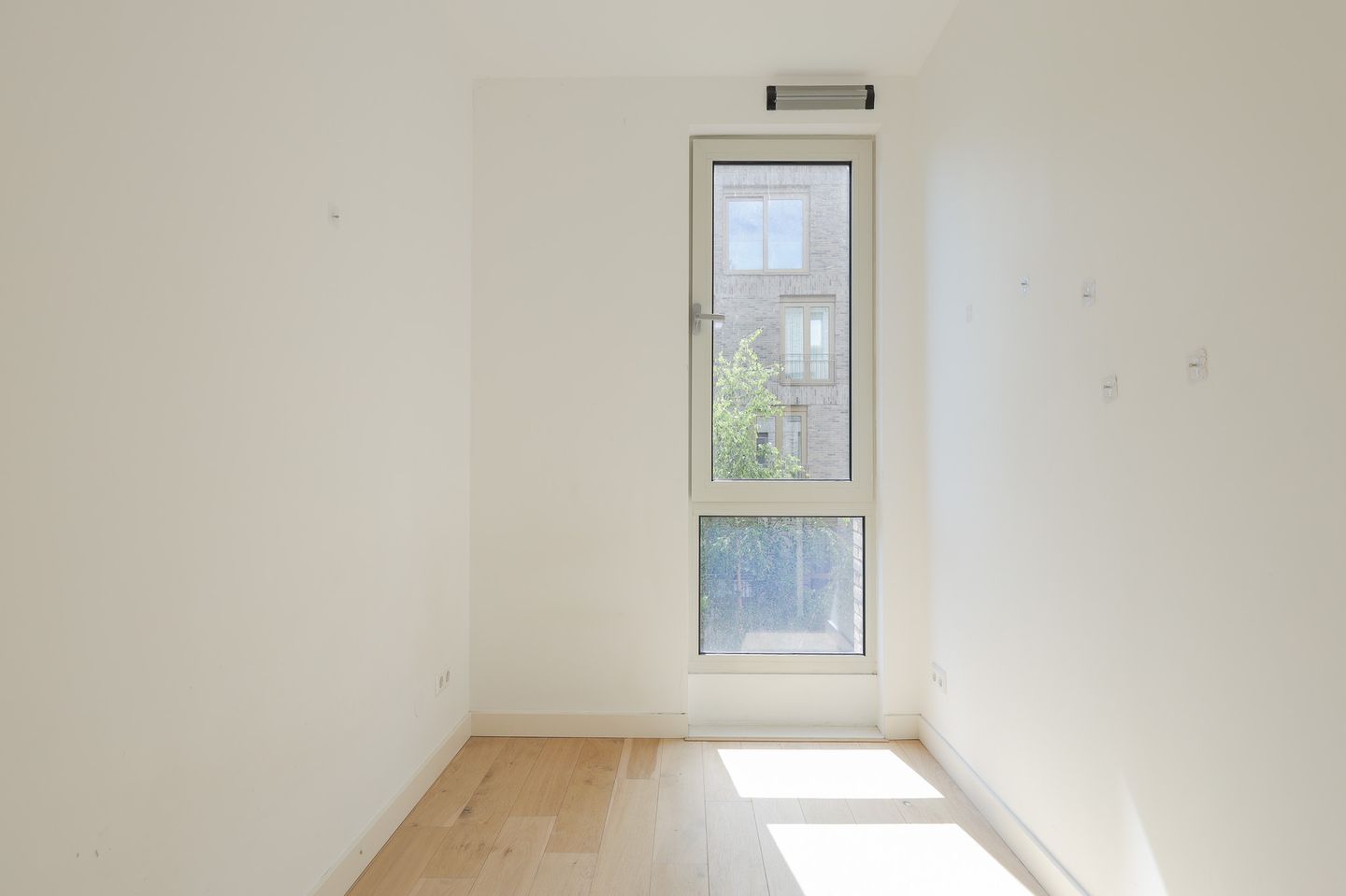 Photo 20 of Faas Wilkesstraat 327