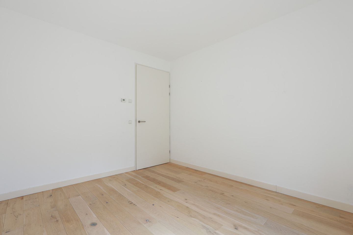 Photo 19 of Faas Wilkesstraat 327