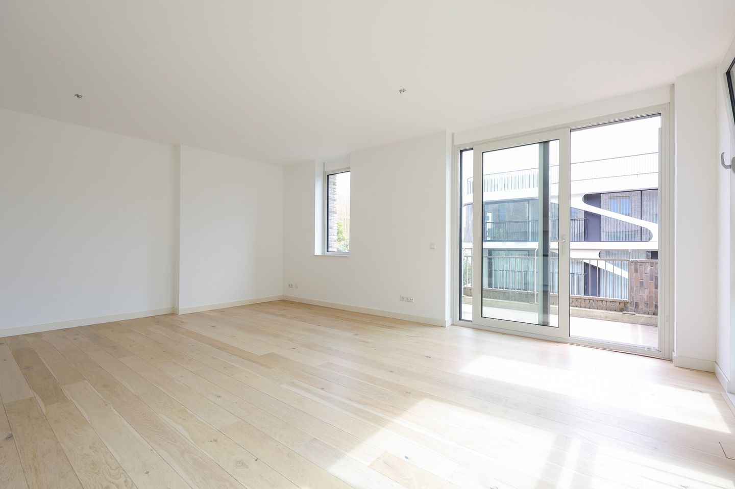 Photo 10 of Faas Wilkesstraat 327