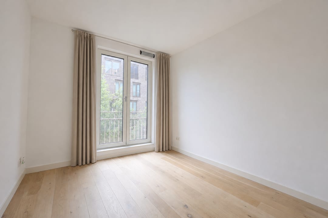 Photo 23 of Faas Wilkesstraat 327
