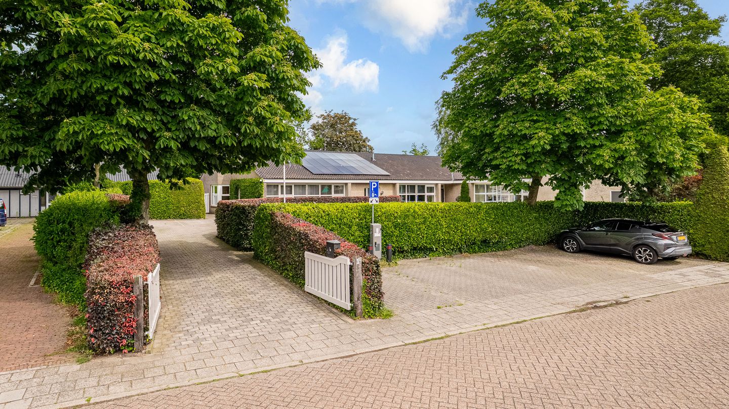 Photo 59 of Dokter Boomstraat 1-A