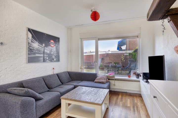 Foto 4 van de Ruyterstraat 7