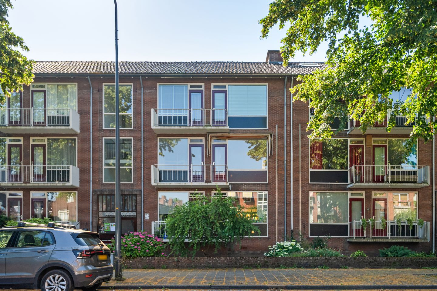 Photo 25 of Burggravenlaan 196