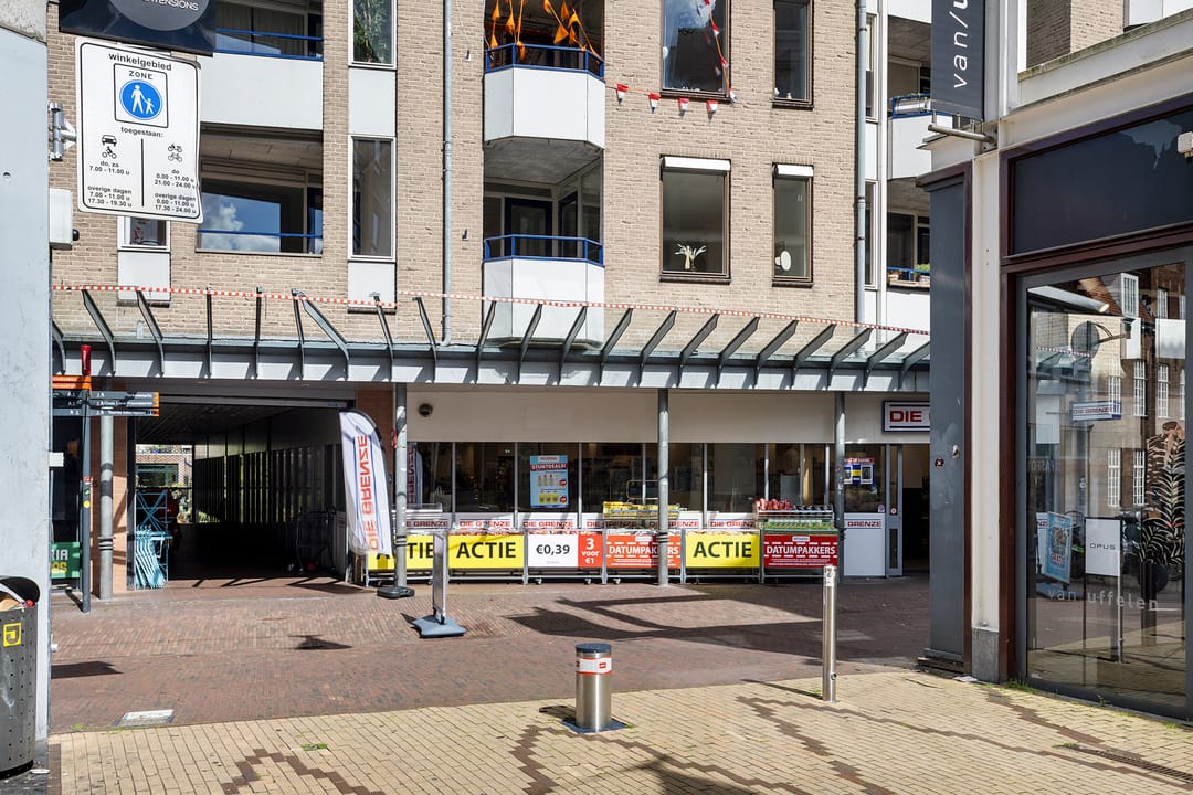 Photo 32 of Westsingel 15-E
