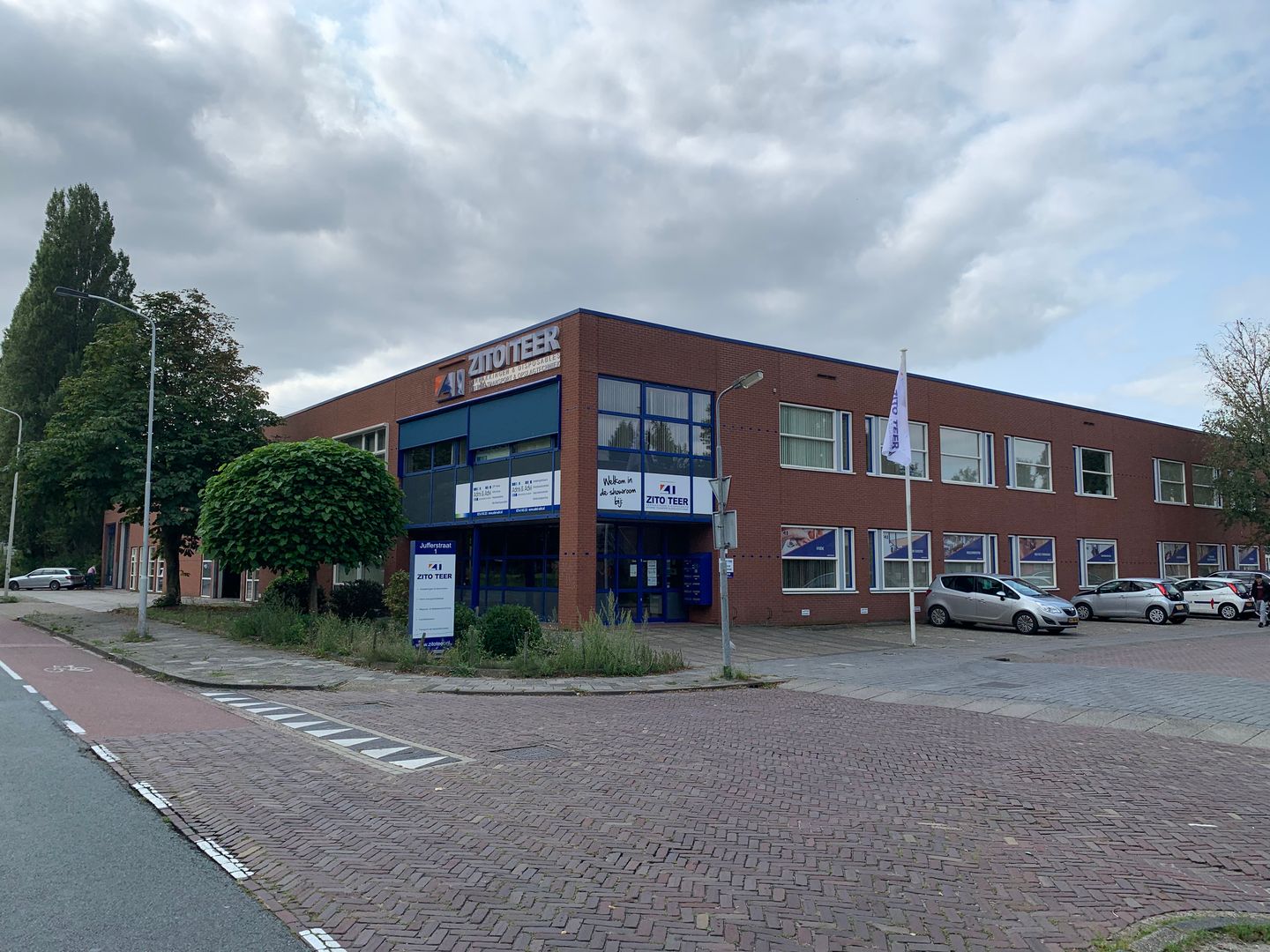 Bekijk foto 1 van Jufferstraat 1