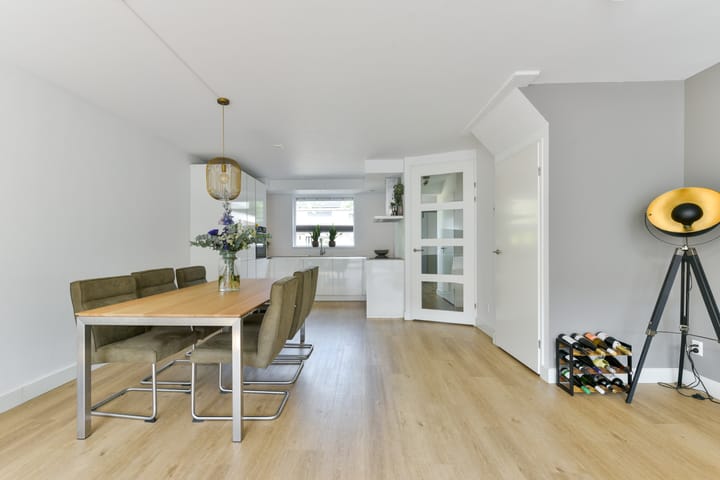 Tussenwoning te koop: Tabaksland 22, Hoevelaken