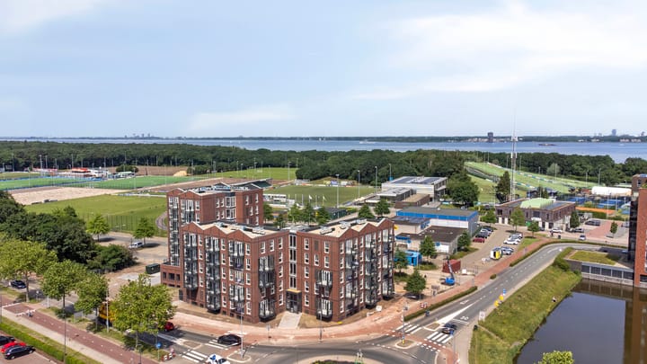 Appartement te koop: Bestevaer 41, Huizen