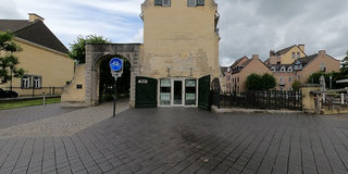 View 360° photos