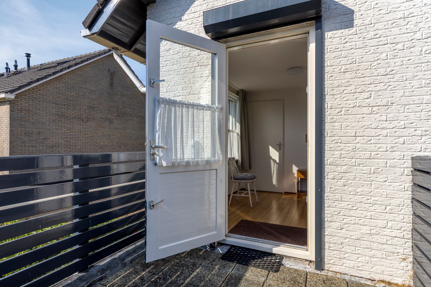 Photo 34 of Zwinstraat 2
