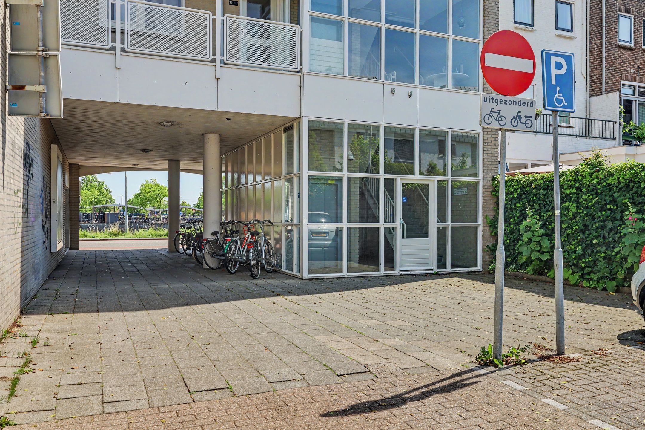 Foto 6 van Blauwedijk 83