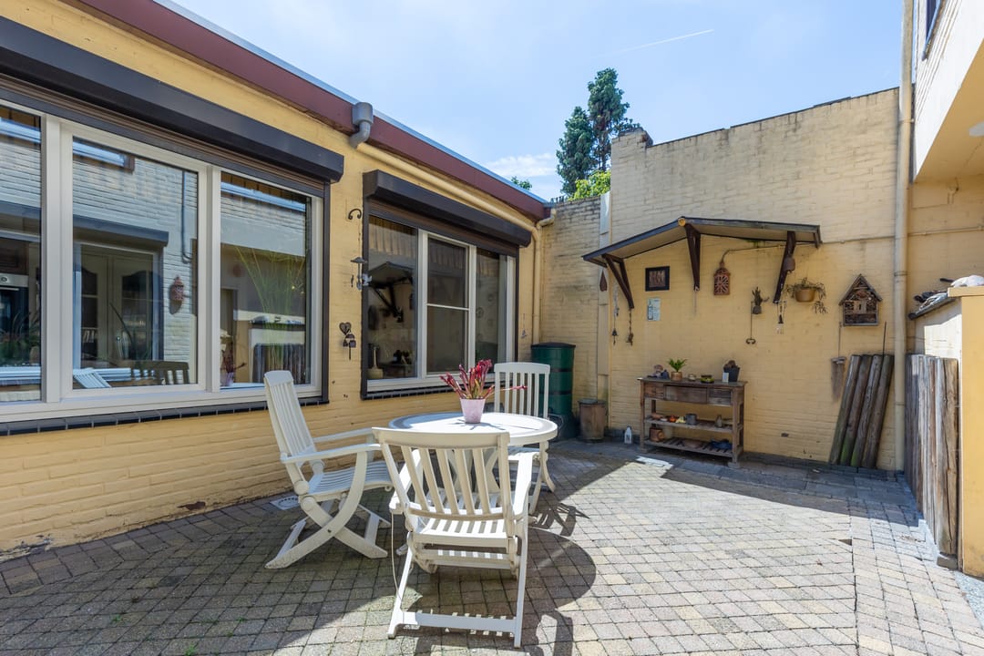 Photo 31 of Montfortstraat 33