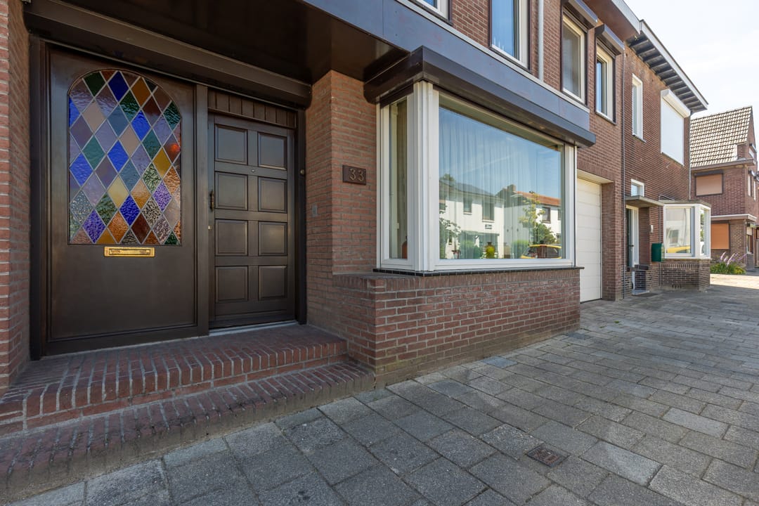Photo 7 of Montfortstraat 33