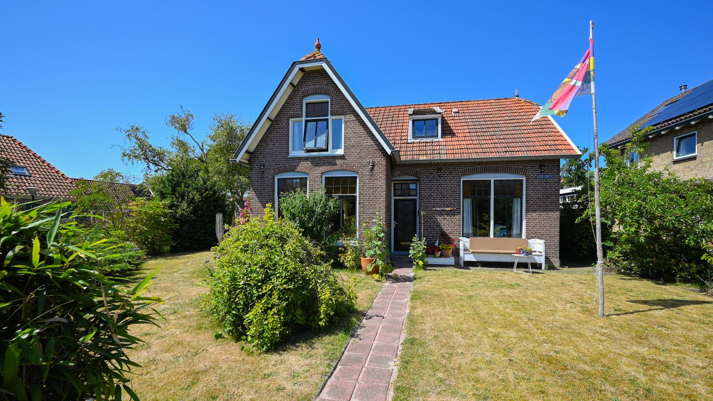 Foto 1 van Oosterburen 65