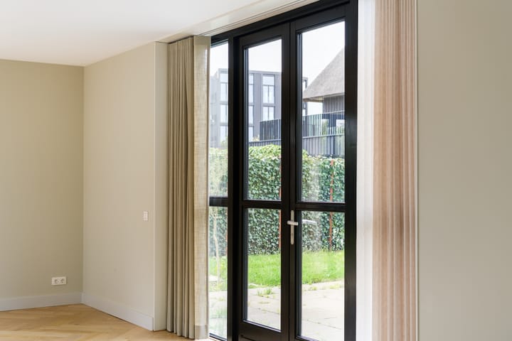 Vrijstaande woning te koop: Grote Lijster 11, Muiden