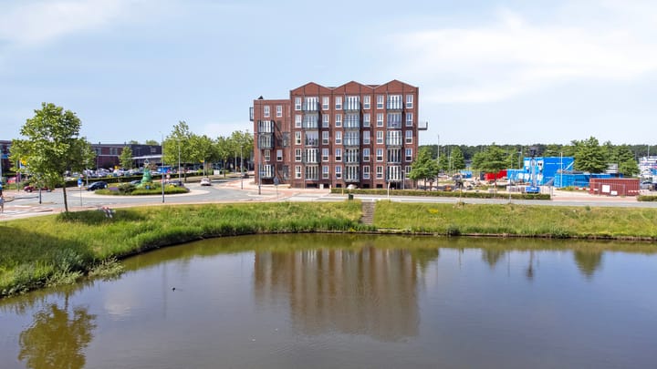 Appartement te koop: Bestevaer 61, Huizen