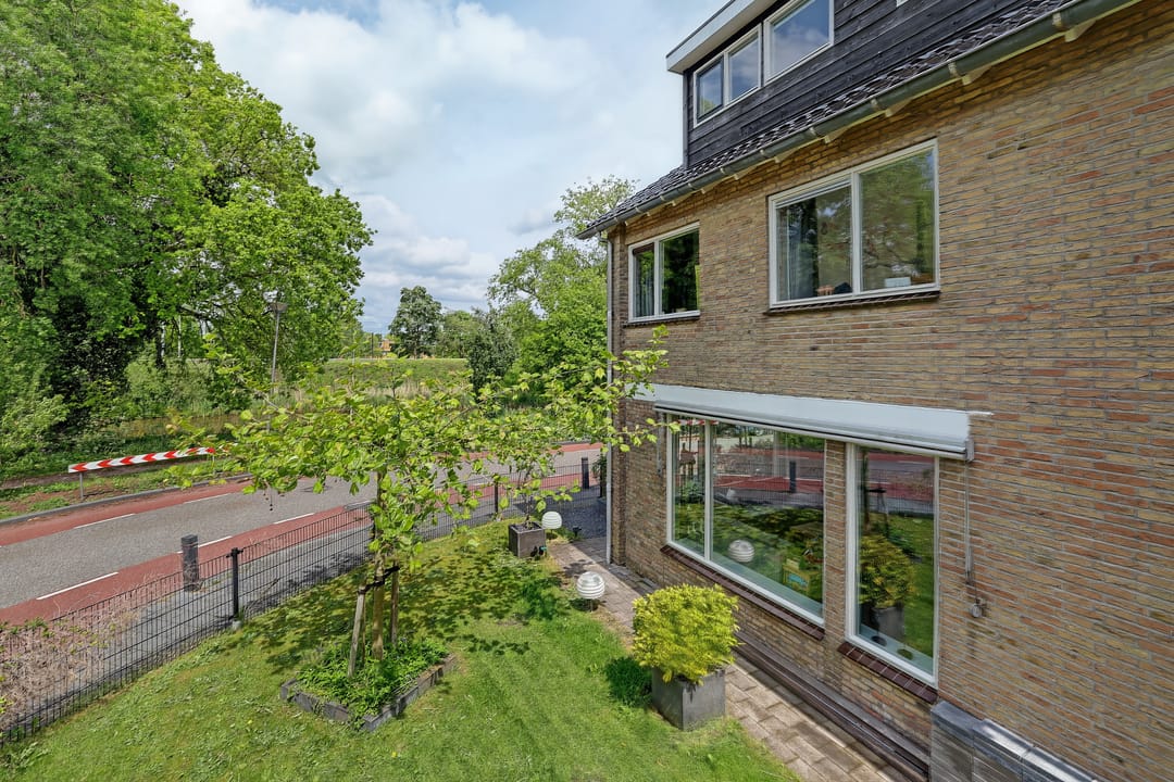 Photo 83 of Mr. Zigher ter Steghestraat 26