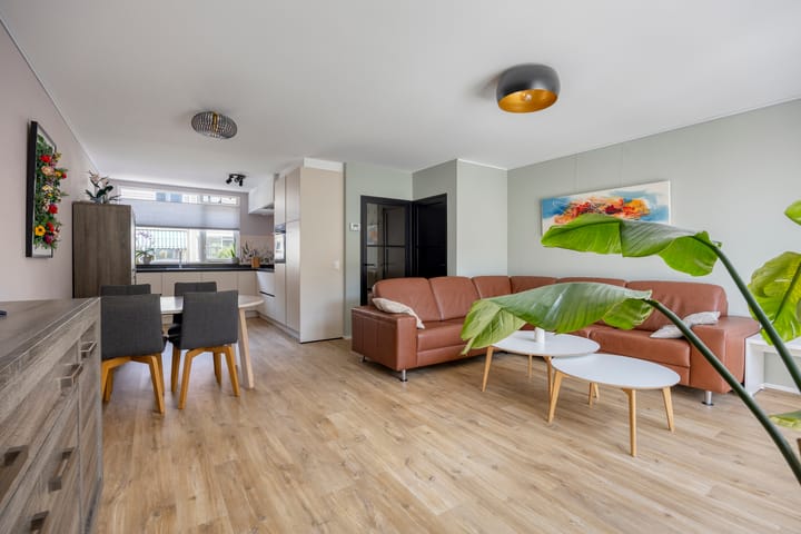 Tussenwoning te koop: Kouter 7, Poortugaal