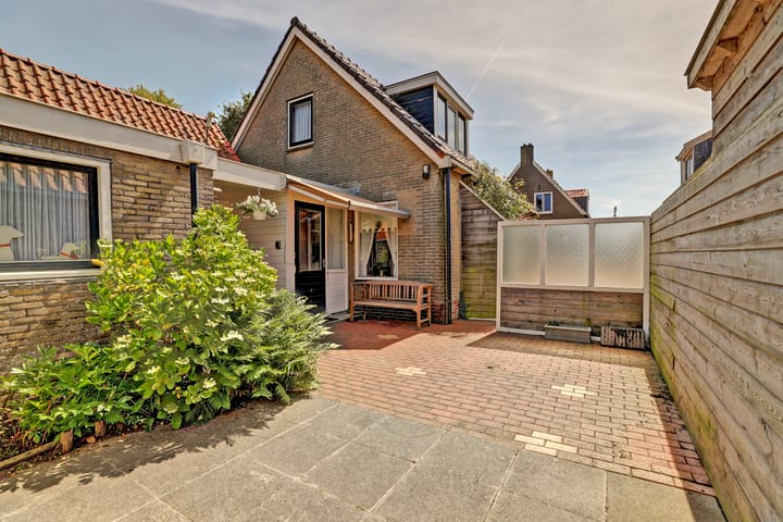 Vrijstaande woning te koop: Oude Weide 18, Hindeloopen
