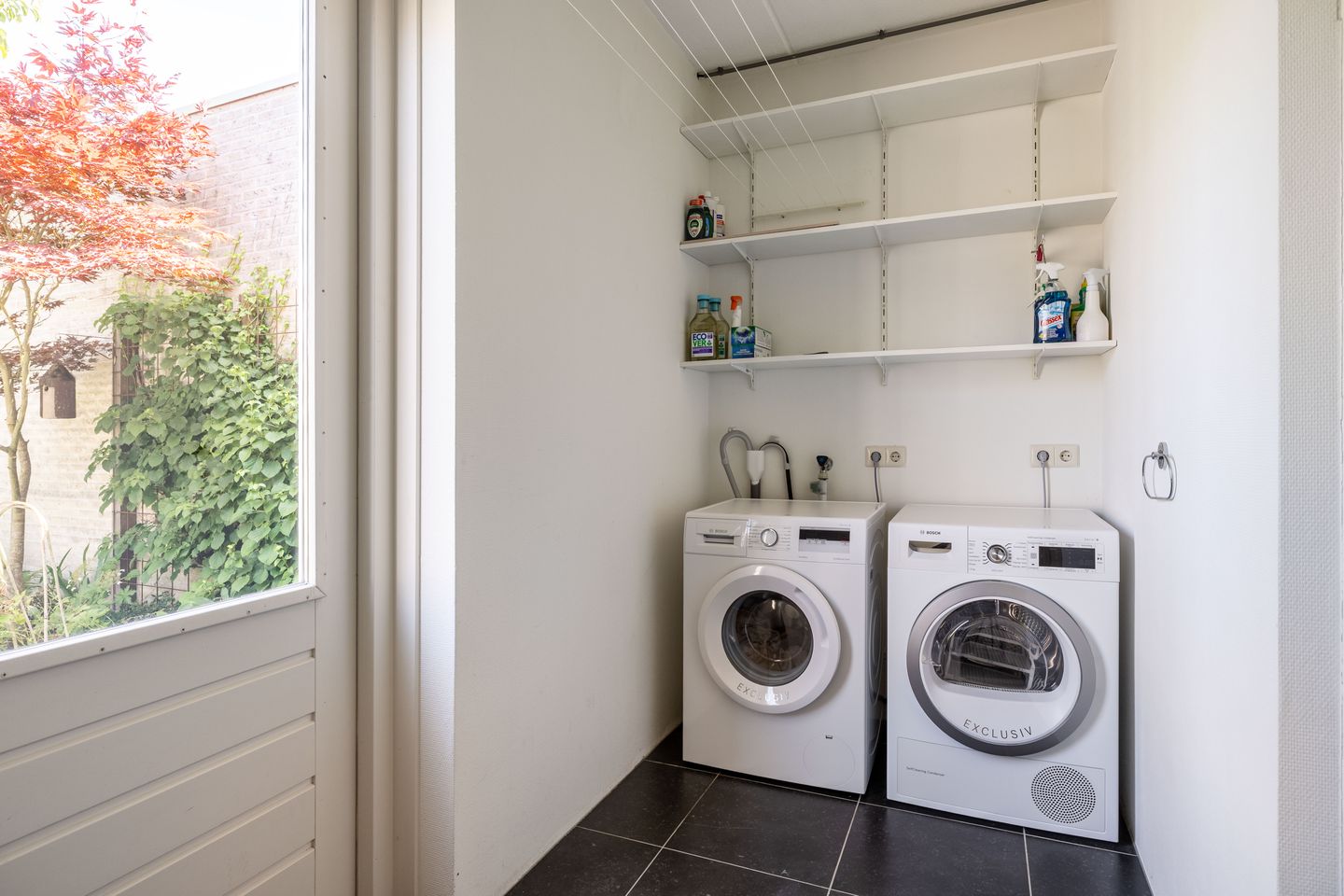 Photo 44 of De Eker 10