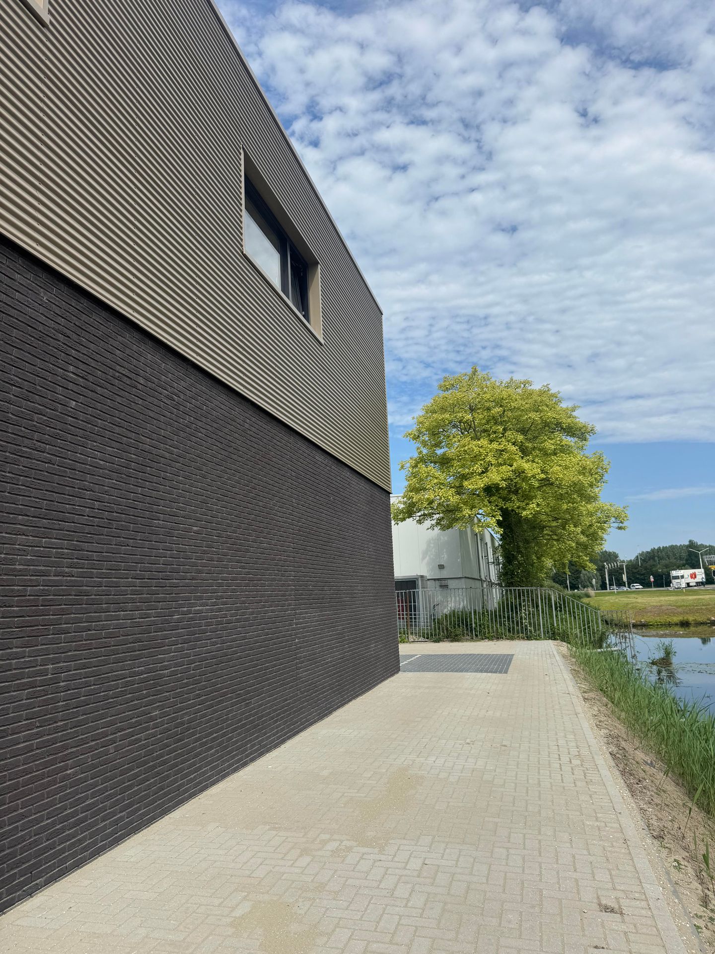 Bekijk foto 4 van Oosteinde 5-a1