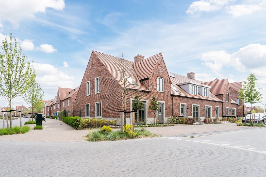 Foto 1 van Notenhout 47