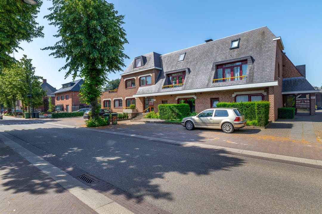 Photo 8 of Pastoor Castelijnsstraat 16-N