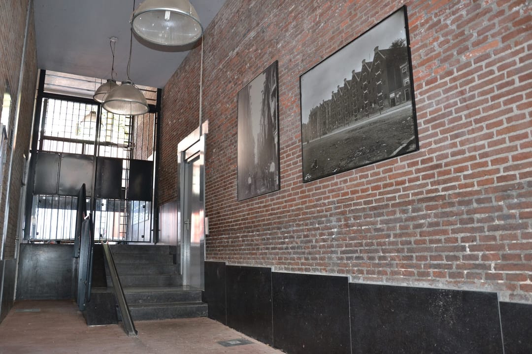 Photo 31 of Nieuwe Uilenburgerstraat 17-N