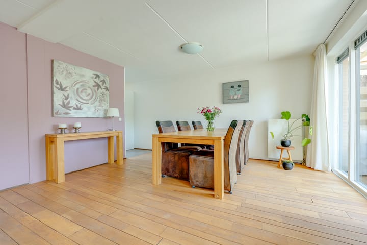 Tussenwoning te koop: Elandstraat 4, Almere