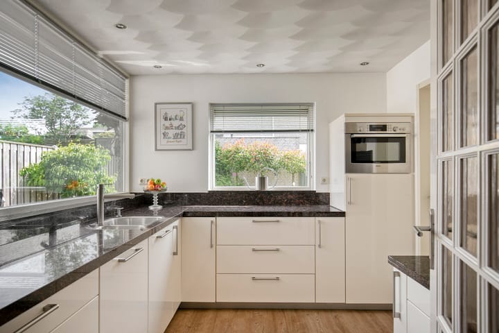 Hoekwoning te koop: Kraaijenberg 8302, Wijchen