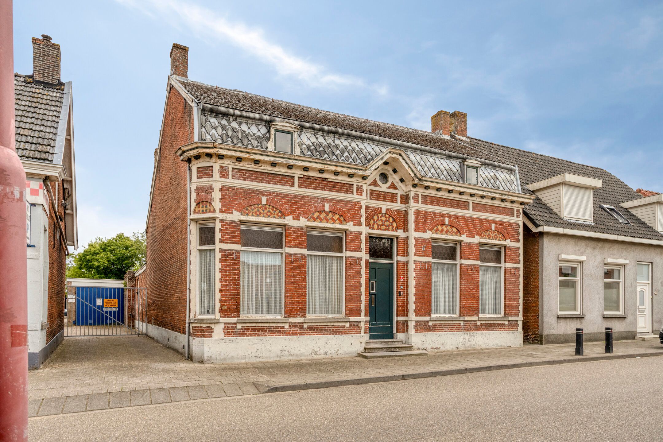 Photo 6 of Herelsestraat 134