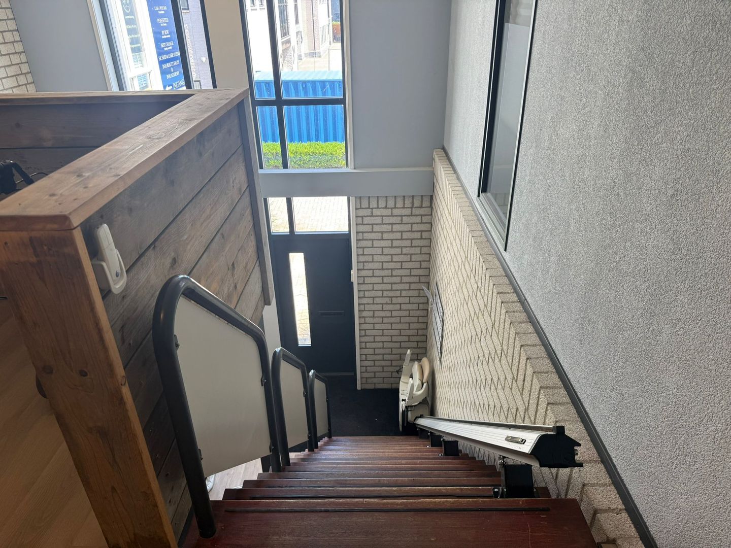 Bekijk foto 3 van Drs. W. van Royenstraat 1-c